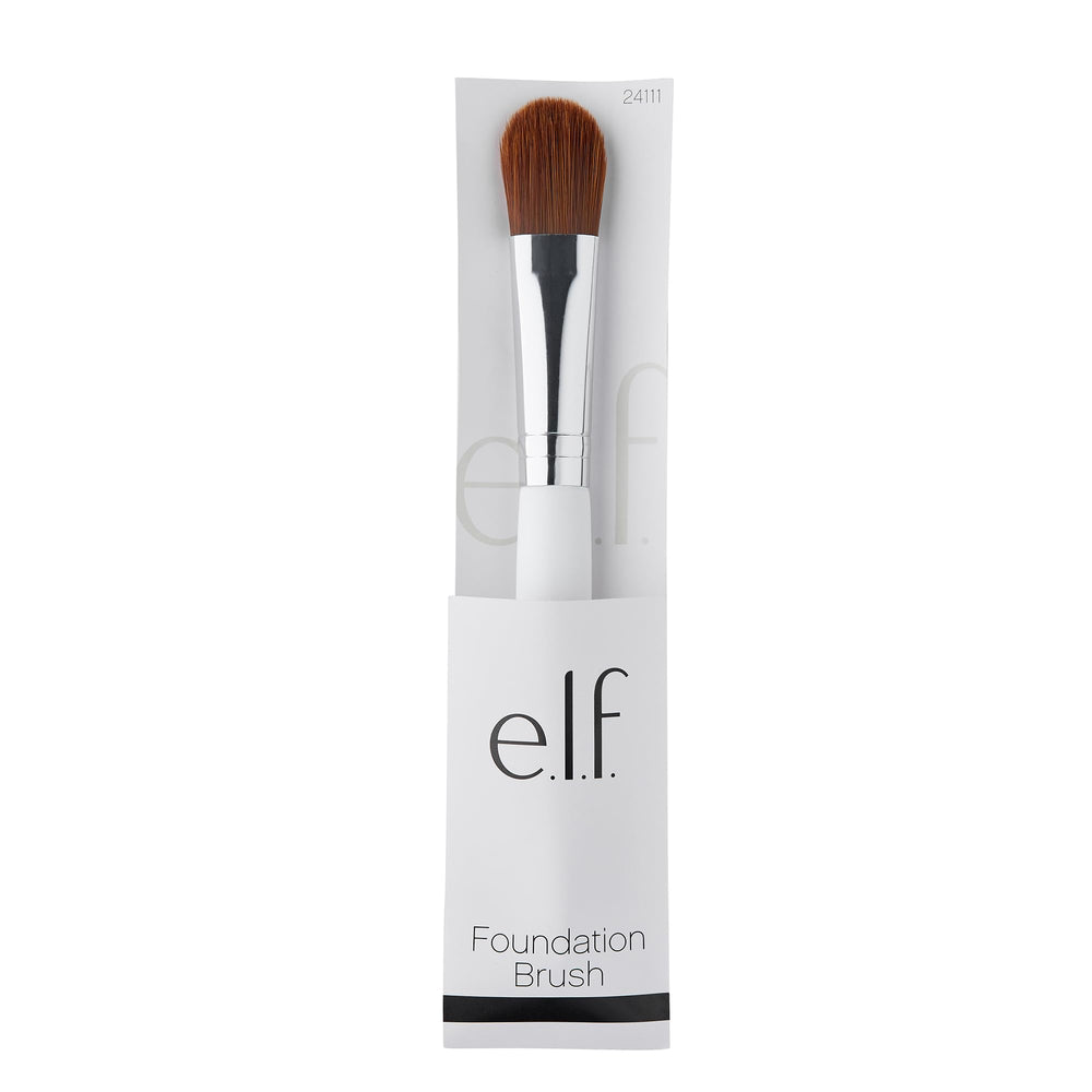 e.l.f. Foundation Brush with ergonomic handle ensures comfortable grip and precise blending.