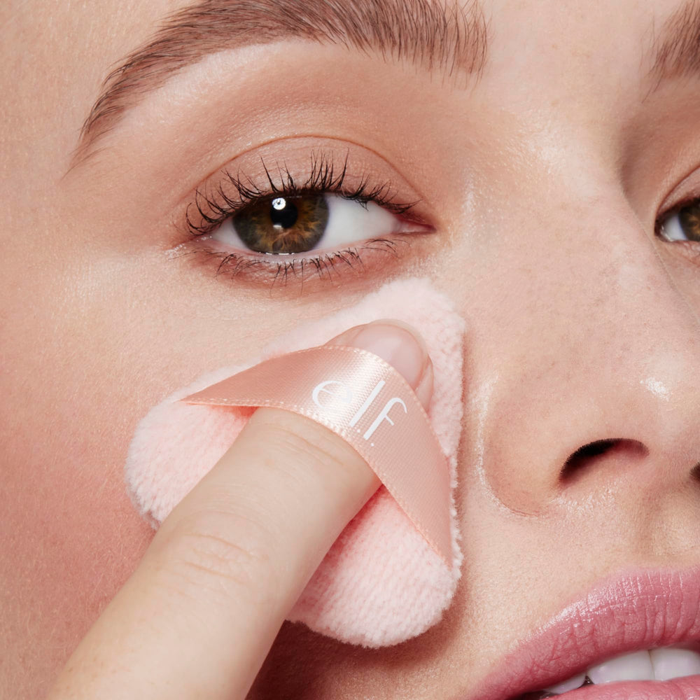 e.l.f. Halo Glow Pinkie Puffs soft velour material feels gentle on skin