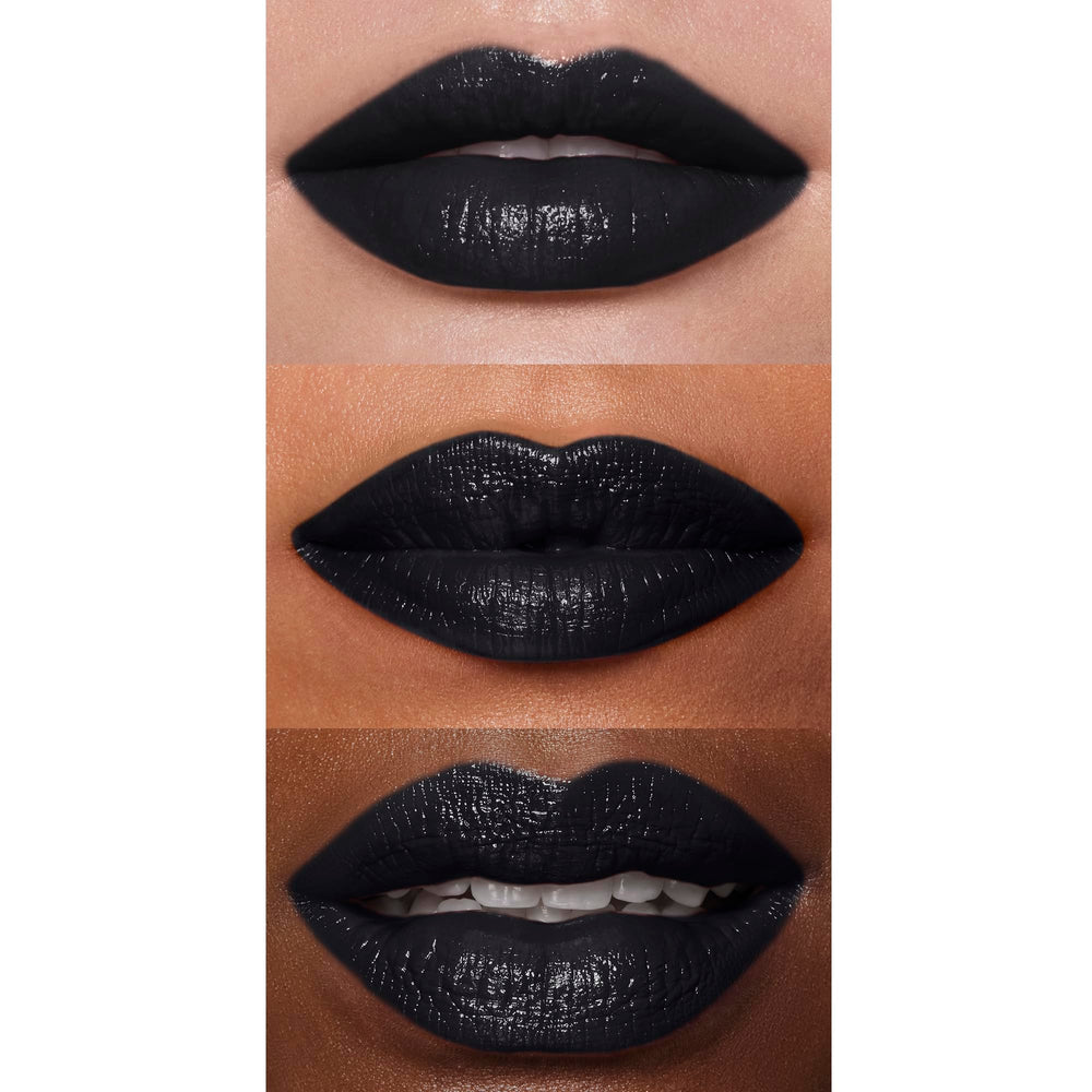 e.l.f. O Face Barra de Labios Satinada, acabado sedoso para look elegante.