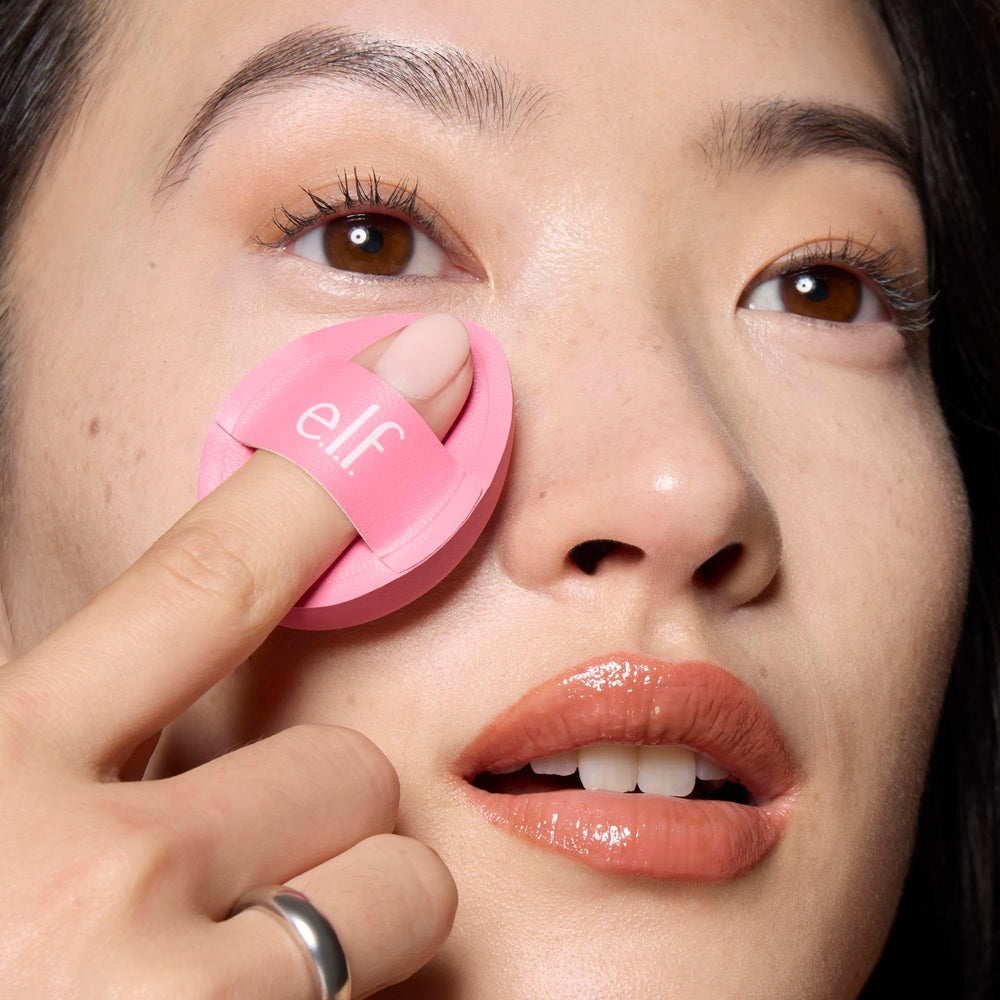 e.l.f. Pillow Puff Foundation Sponge vegan and cruelty-free credentials.