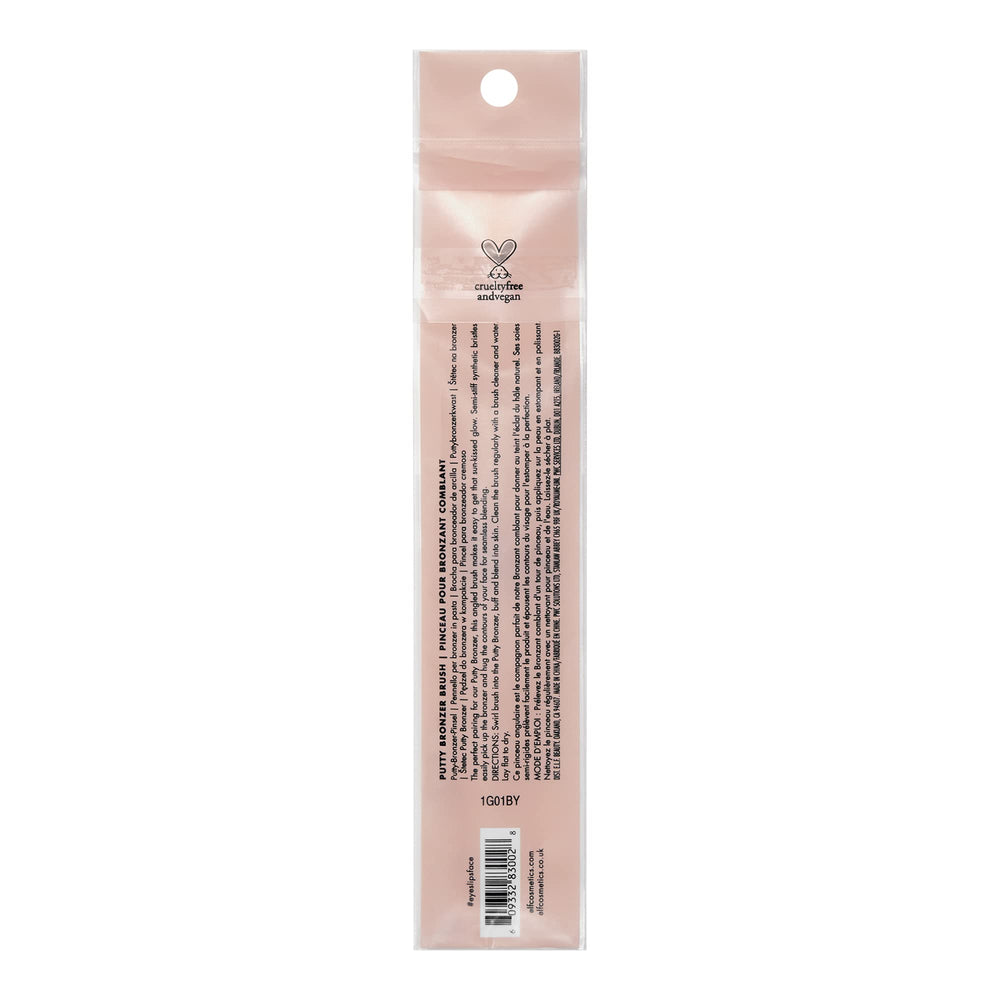 e.l.f. Putty Bronzer Brush delivers a flawless, even finish.