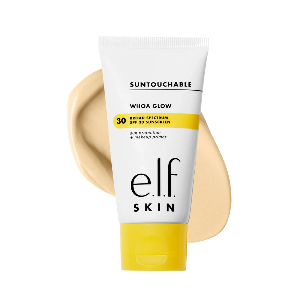 El bote de e.l.f. SKIN Suntouchable Whoa Glow SPF 30 ofrece protección solar y brillo ligero.