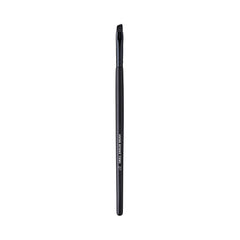 e.l.f. Small Angled Brush angled tip for precise color application.