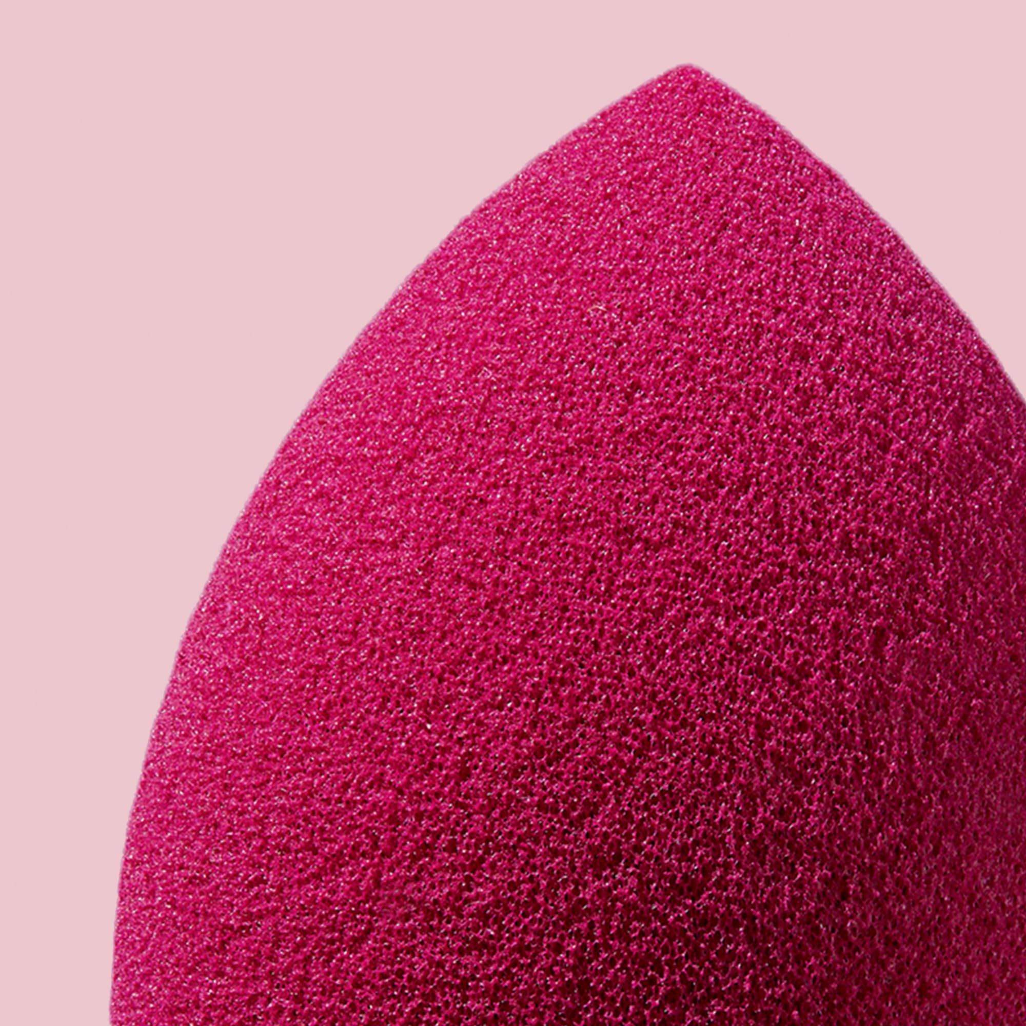 e.l.f. Total Face Sponge precision tip for targeted concealing.