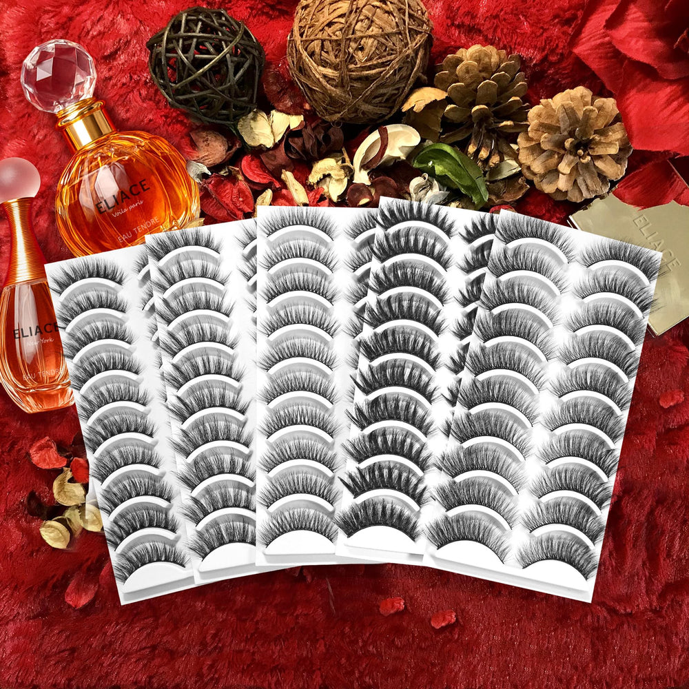 Soft cotton band on Eliace lashes ensures skin-friendly application.