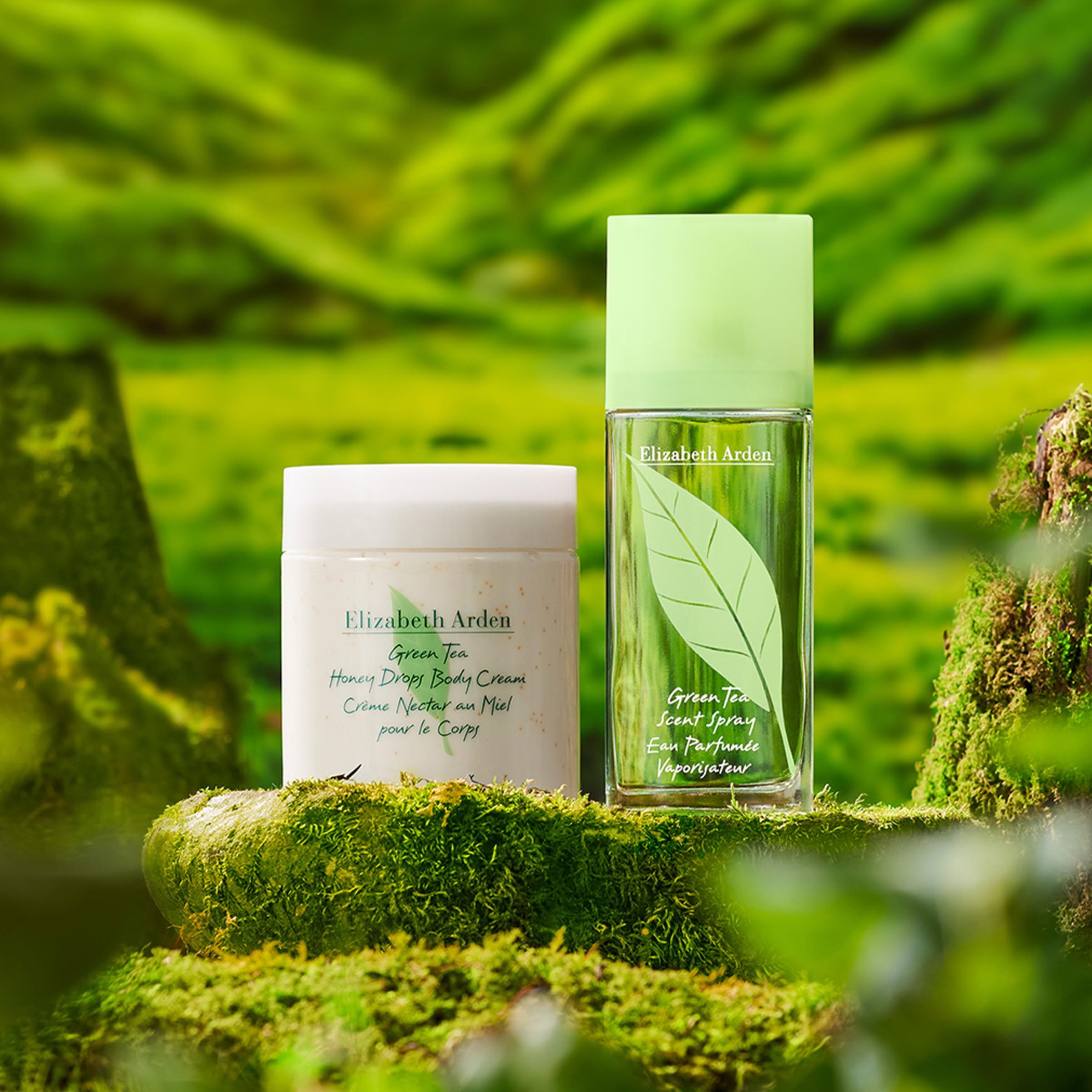 Elizabeth Arden Green Tea green tea core with jasmine offers fresh floral depth.