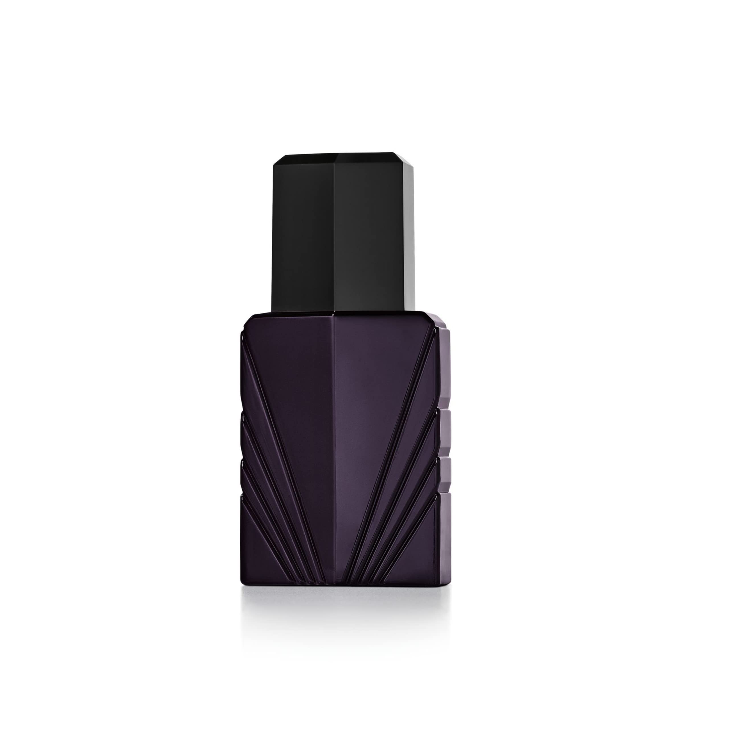 Elizabeth Taylor Passion for Men bottle with cap, easy grip for quick refresh.