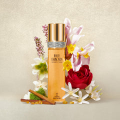 Elizabeth Taylor White Diamonds body lotion showcasing fragrance retention and moisture.
