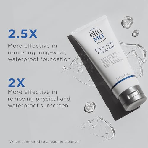 Pour action reveals a silky oil ideal for makeup removal.