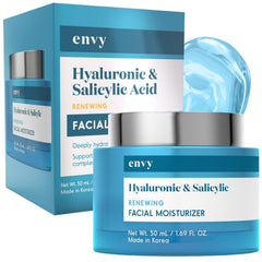 Envy crema hialurónico salicílico en botella: hidratación profunda para piel suave.