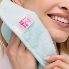 Uso con agua ERASE YOUR FACE para piel sensible.