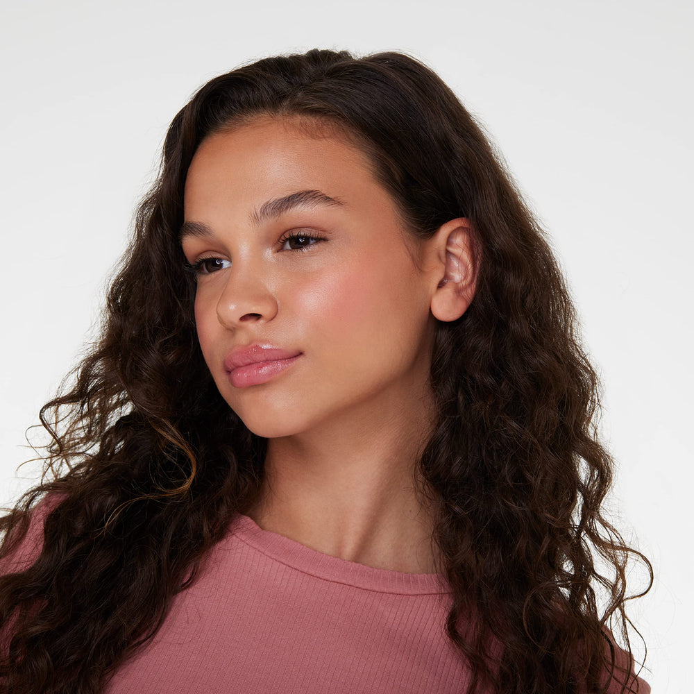 buffer brush used with essence blush application