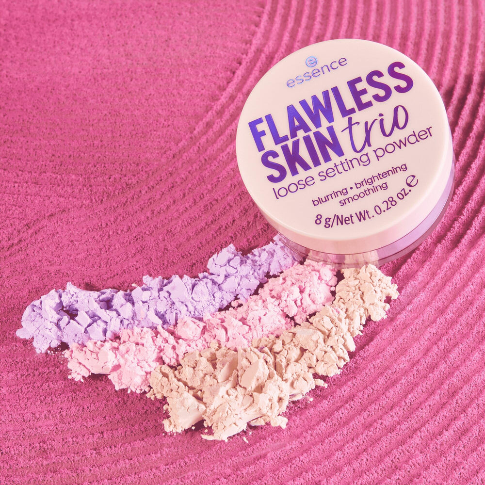Textura liviana de Essence Flawless Skin Trio que se funde con la piel.
