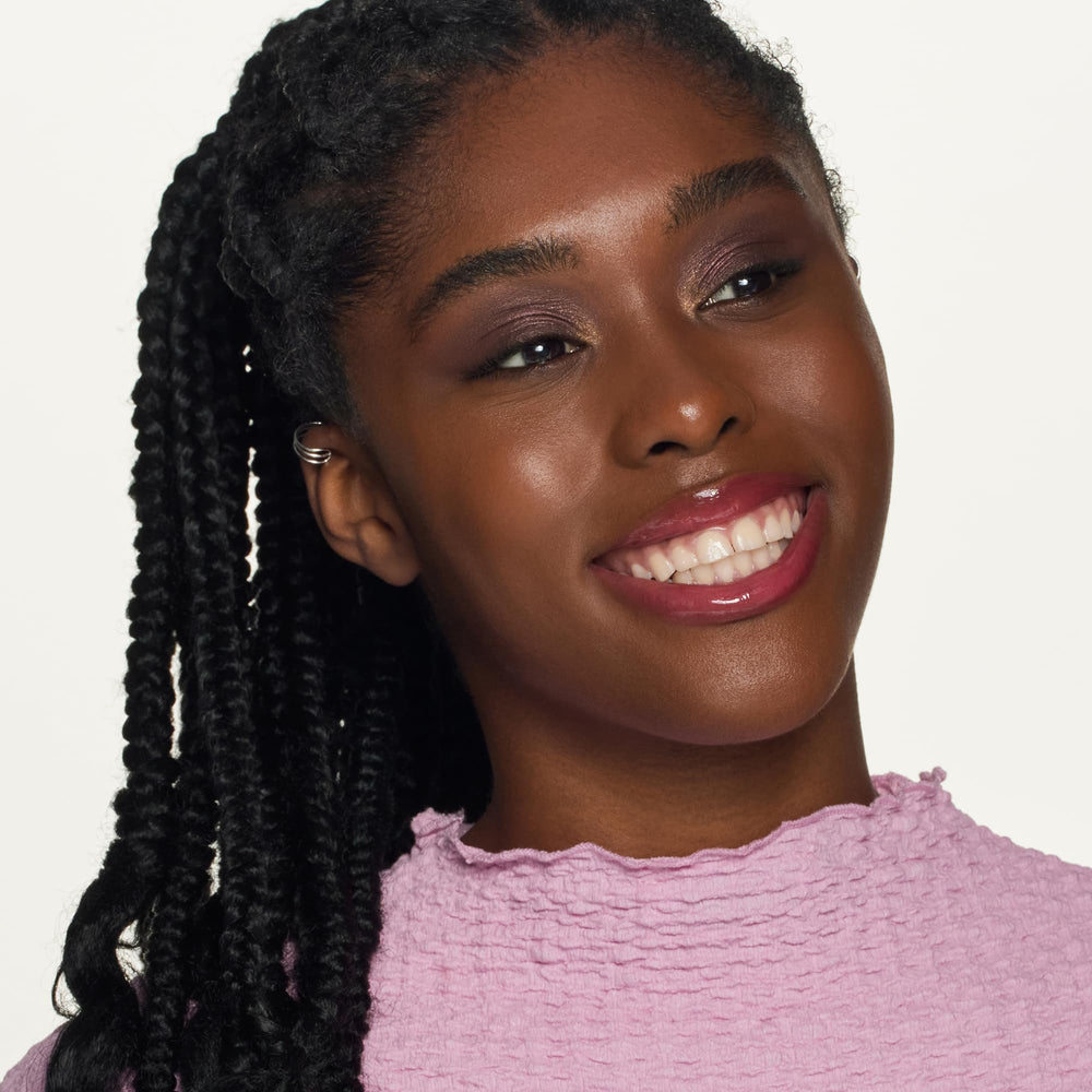 essence Hydra Kiss Lip Oil is vegan and cruelty-free.