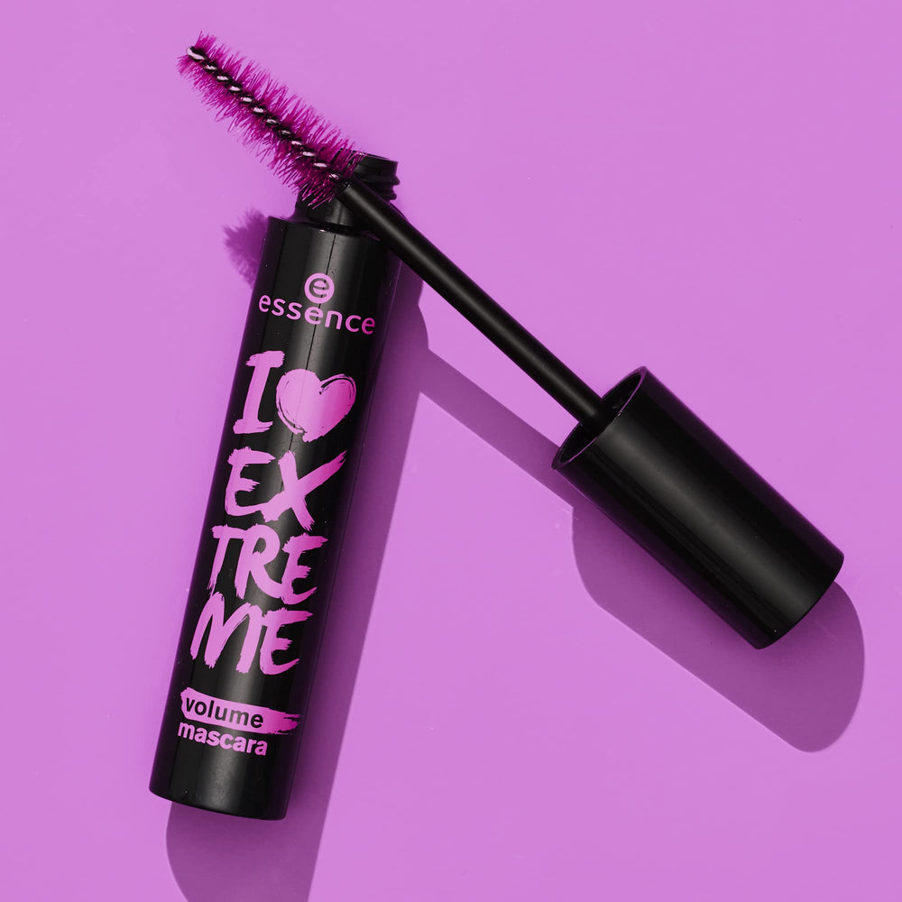 essence I Love Extreme Volume Mascara packaging close-up highlighting design