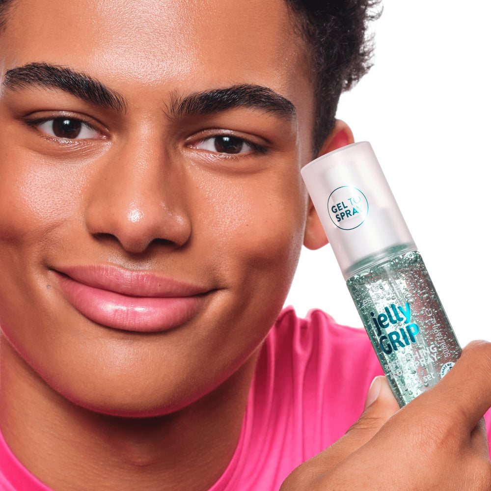 essence Jelly Grip: fijación ligera que mantiene el maquillaje en su sitio con sensación de frescura.