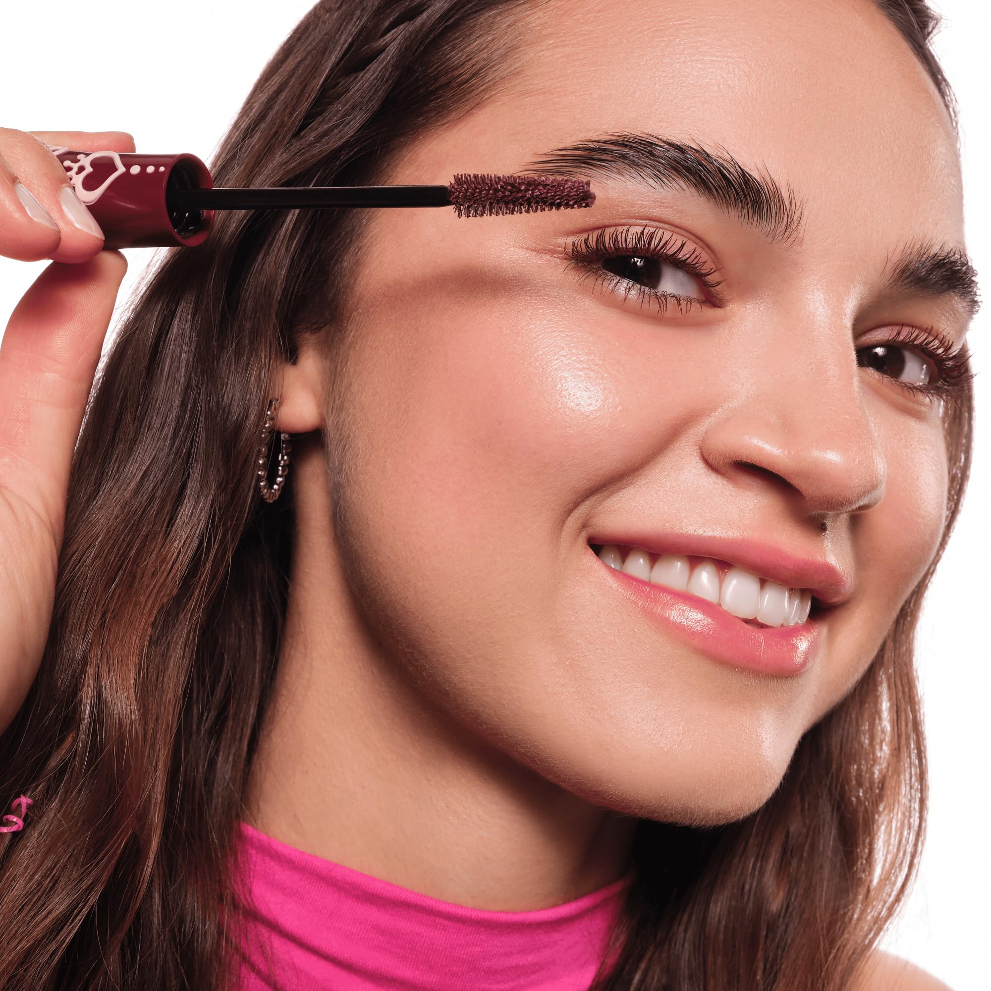 essence Lash Princess Burgundy application in motion lifting lashes from root to tip