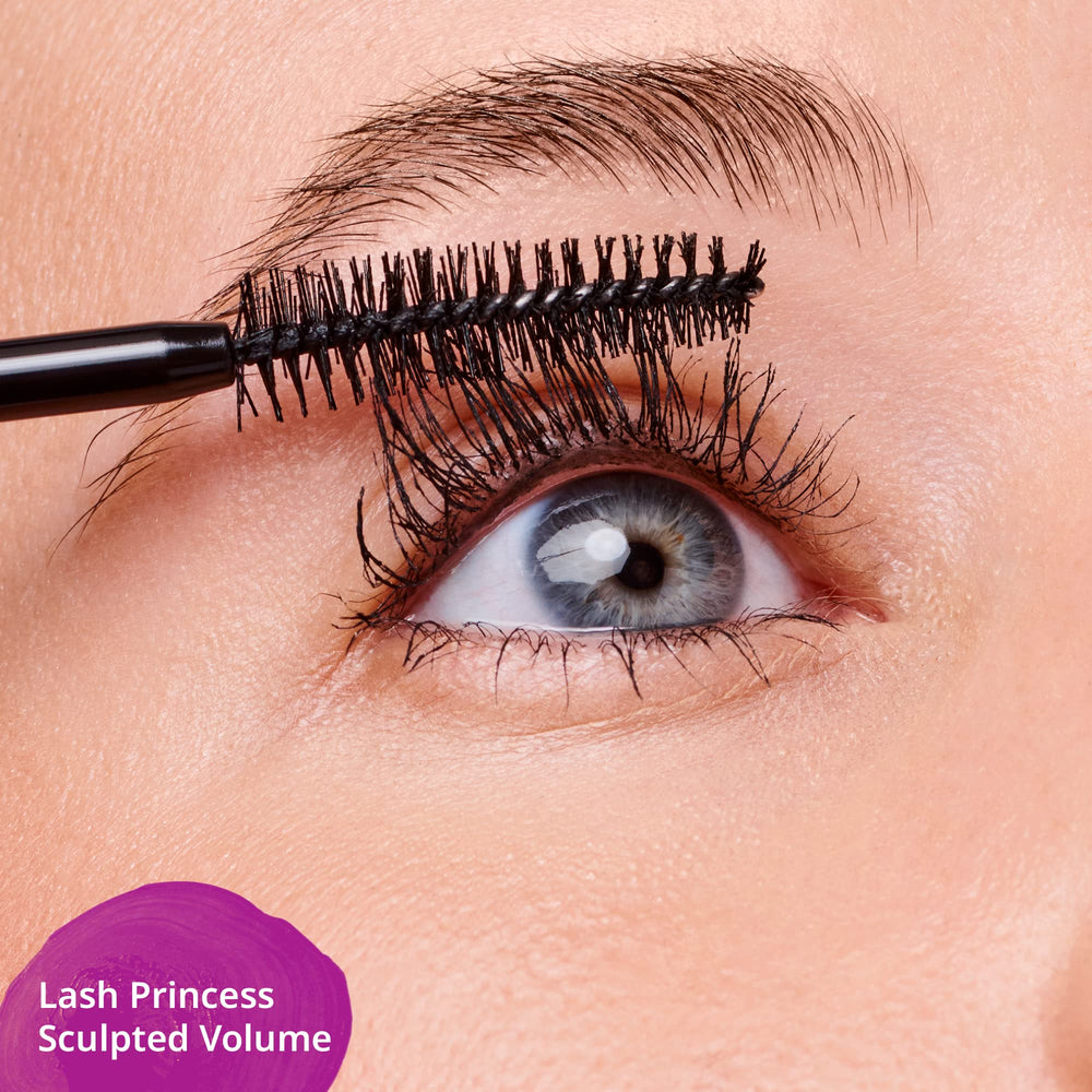 Vegan and cruelty-free formula from essence Lash Princess Sculpted Volume Mascara.