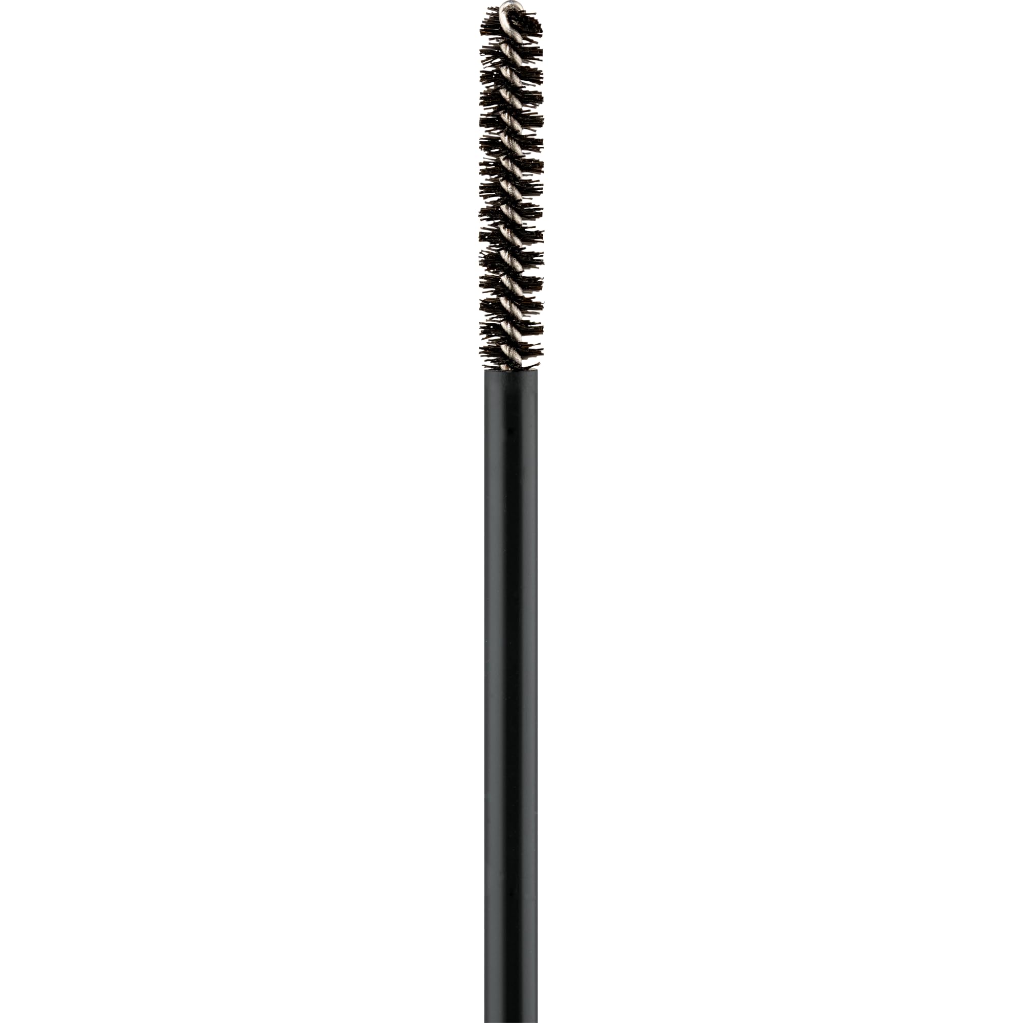 Essence Lash Princess Slim Brush application-shot demonstrates corner-to-corner lash coverage.