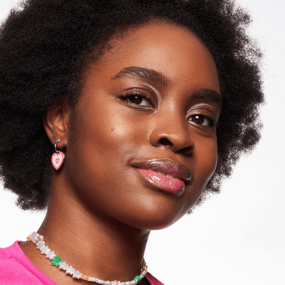 essence Meta Glow labios brillantes rosa visión con acabado no pegajoso