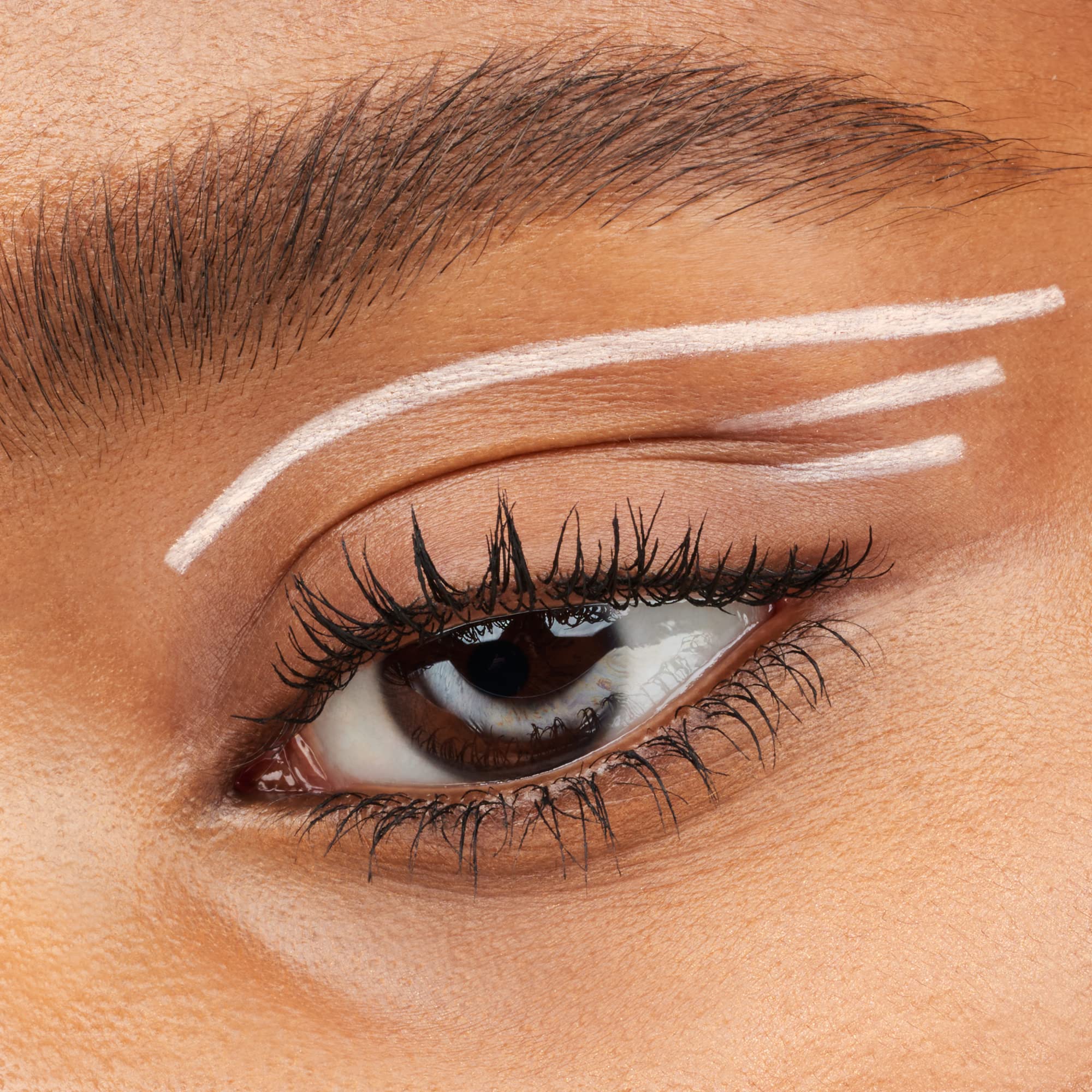 essence Stay & Play Gel Eyelliner packaging front highlights vegan cruelty-free credentials.