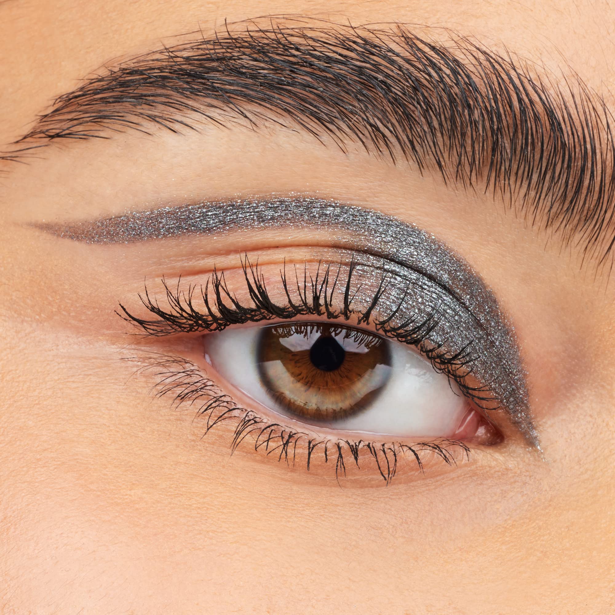 essence Stay-and-Play Gel Eyeliner Soft-Gel Texture closeup highlights creamy glide