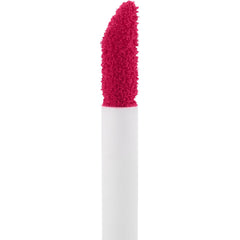 Essence What a Tint rose glow on cheeks for a soft finish.