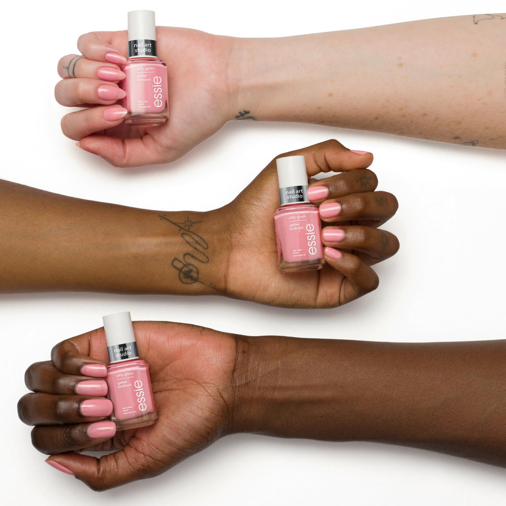 essie Jelly Gloss capas de tonos para crear nail art personalizado.