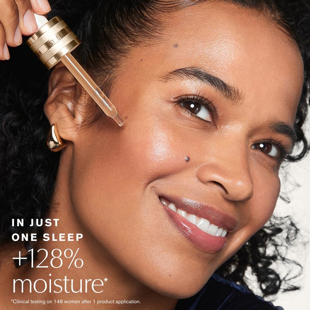 Textura ligera del sérum de Estée Lauder, absorción rápida para piel lista al despertar.