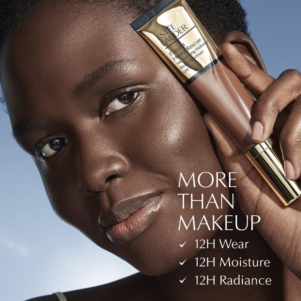 Estée Lauder Futurist Hydra Rescue finished look with radiant glow.