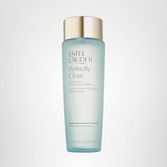 Estée Lauder Perfectly Clean customer-use shot showing radiant, healthy-looking complexion.