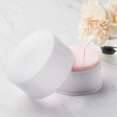 Estée Lauder Beautiful Body Powder rose note adds delicate floral nuance.