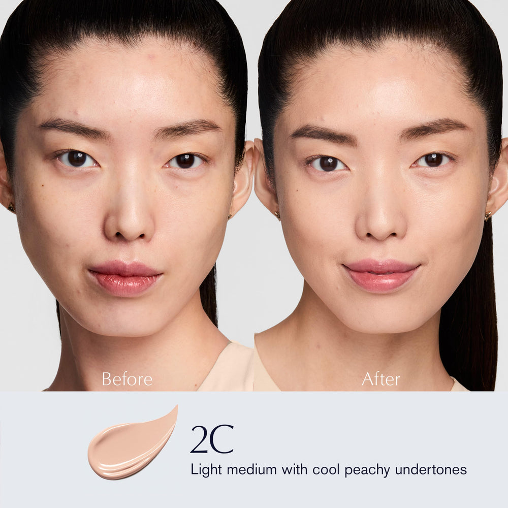 Estée Lauder Double Wear micro-precision edge enables pinpoint concealing.