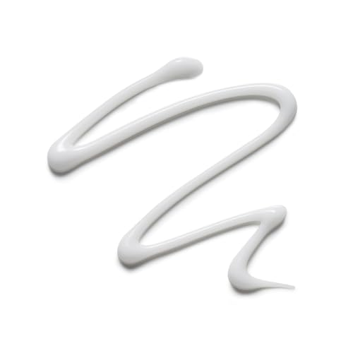Estee Lauder Double Wear primer gel-cream texture ready for breathable wear.