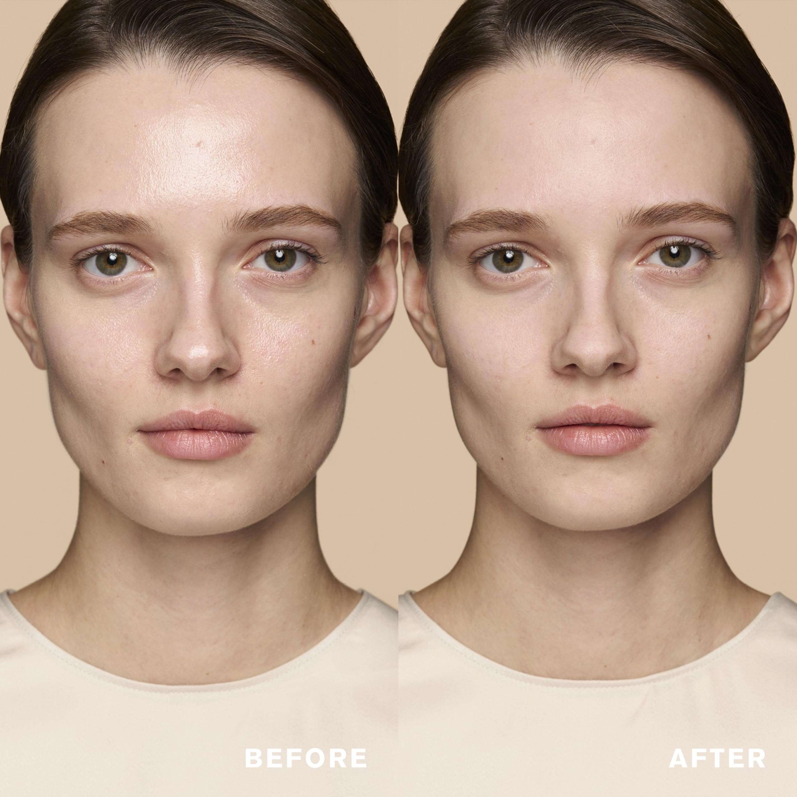 Aplicación del primer Estee Lauder Double Wear directamente sobre la piel para base uniforme.