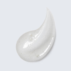 Estée Lauder Perfectly Clean rich foam for deep, luxurious lather.