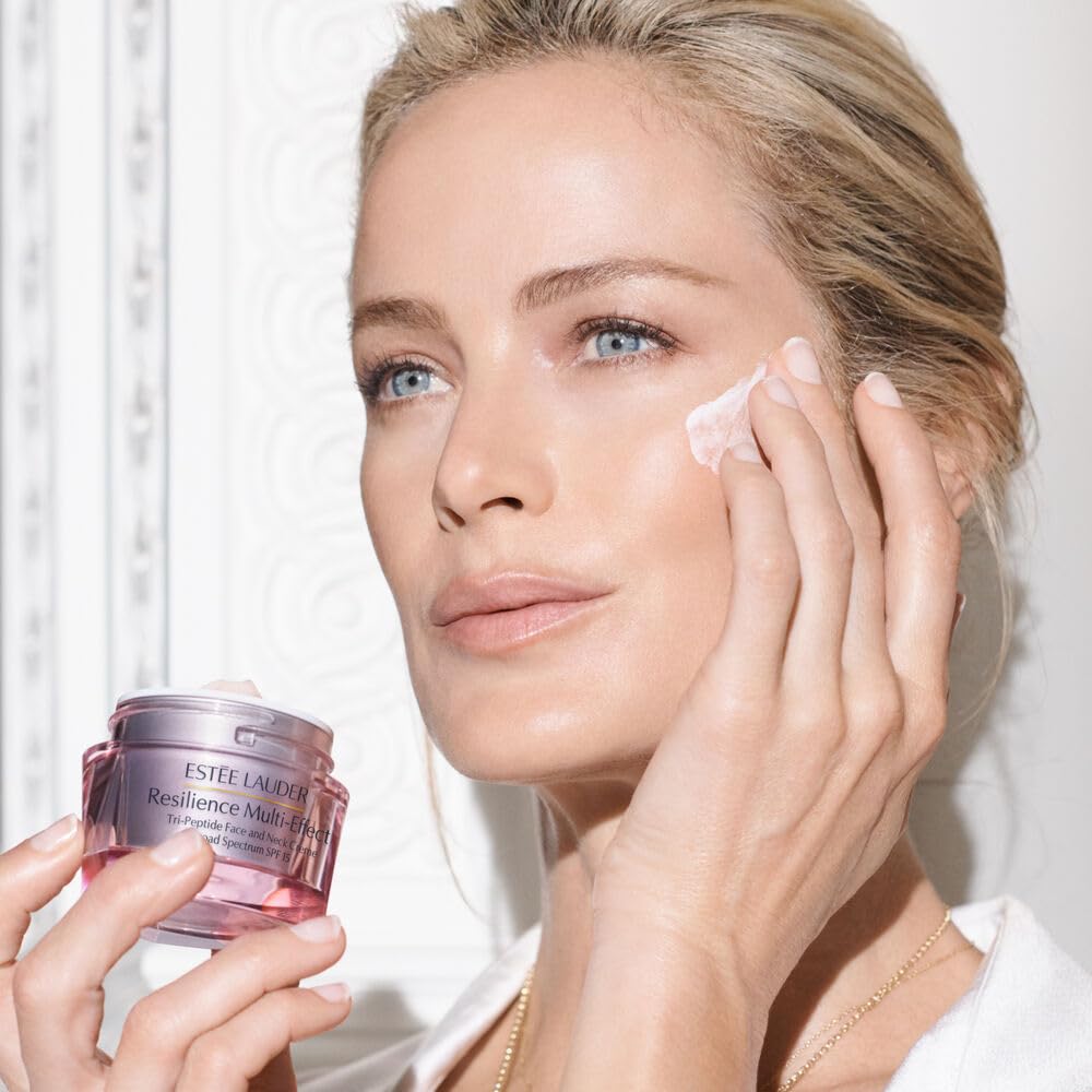 Estée Lauder Resilience SPF15 bottle front emphasizes protection against environmental stressors.
