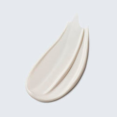 Estée Lauder Revitalizing Supreme+ cream texture application highlights smooth, fast absorbing hydration.