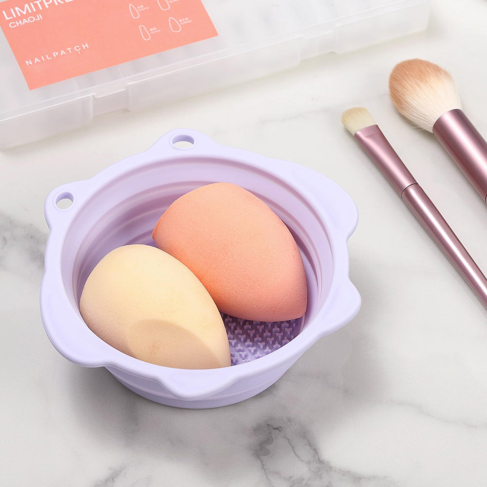 Etercycle four screw-thread designs tackle facial and eye brushes effectively.