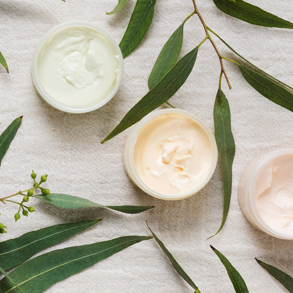 Eternal Moment DIY cosmetics storage for creams, scrubs, and samples.