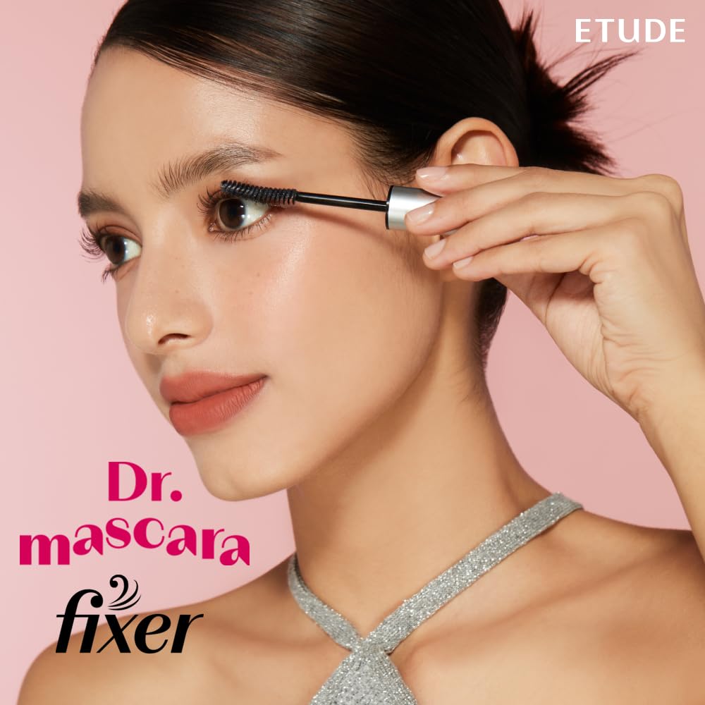 Aplicación suave de ETUDE Dr. Mascara Fixer en pestañas para fijar rizo