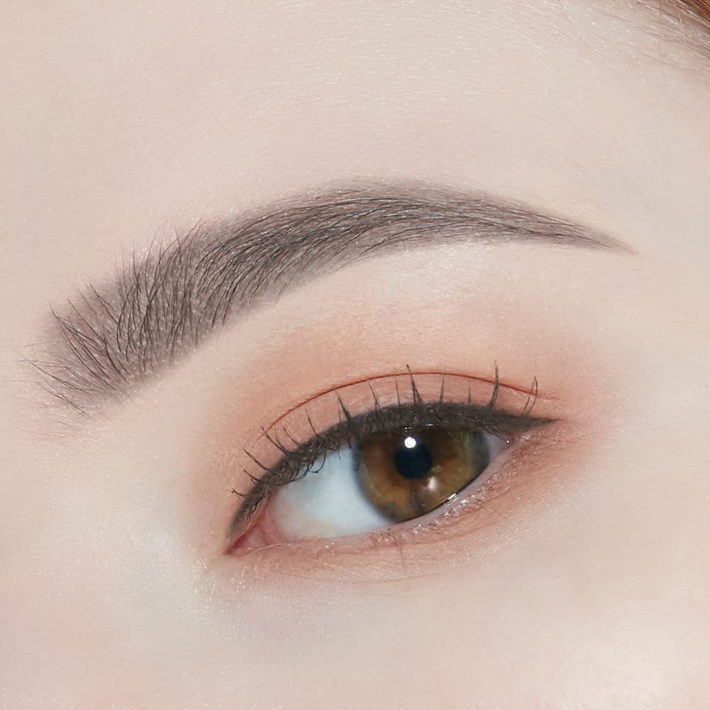 ETUDE lápiz de cejas, aplicación suave para un perfil definido.