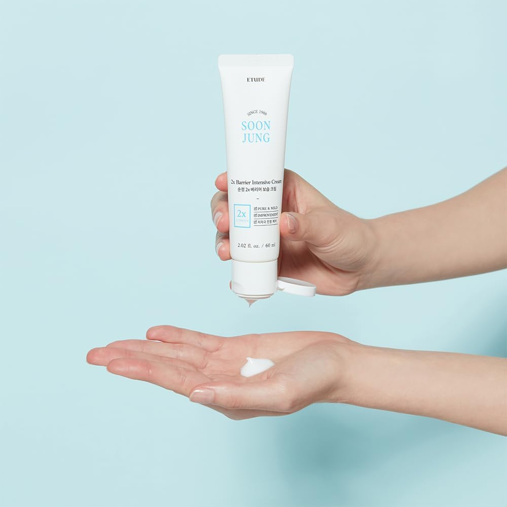 ETUDE SoonJung duo-set display emphasizes versatile moisturizing options.
