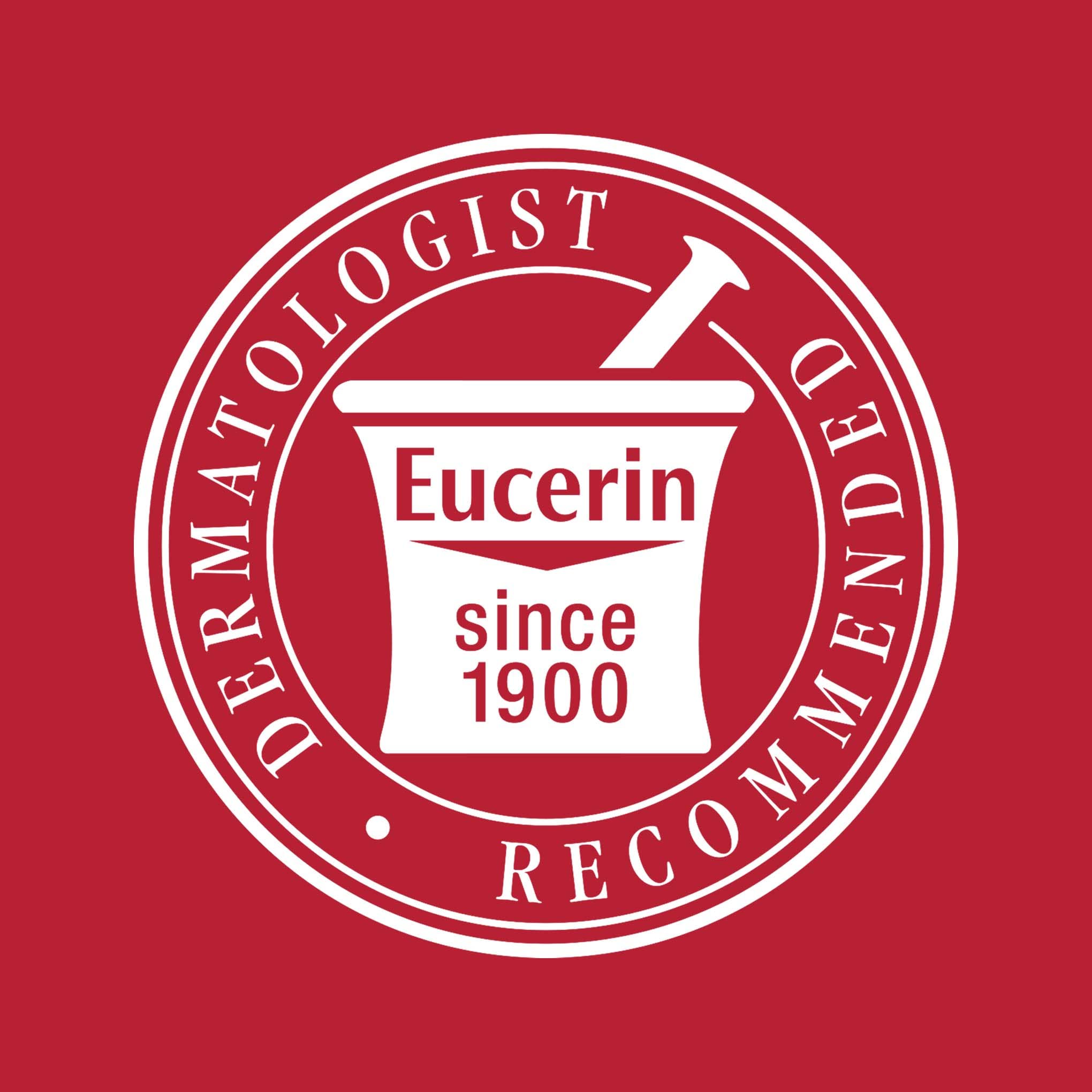 Aplicación diaria de la crema Eucerin en piel seca.