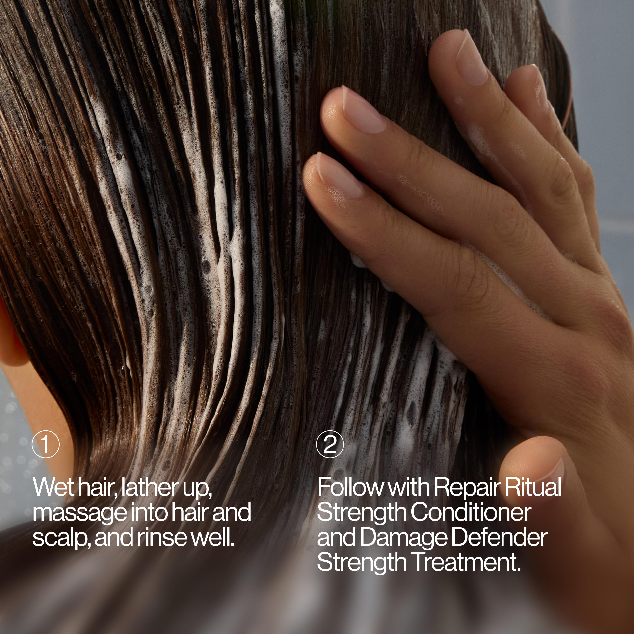 Pelo con aspecto brillante y sano tras usar el Ritual Repair Champú.