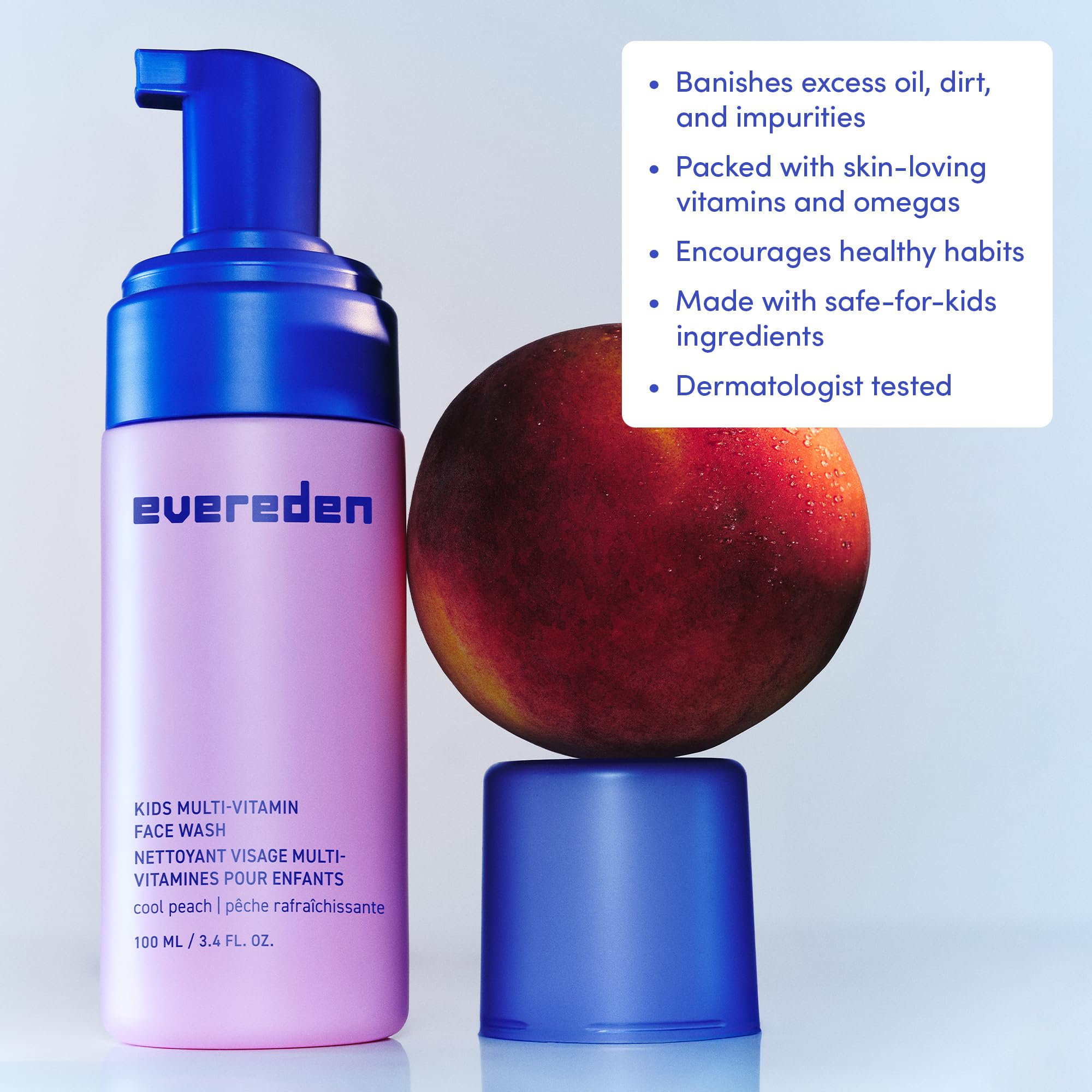 Textura cremosa del lavado facial para niños de Evereden.