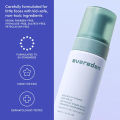 Evereden limpiador infantil genera espuma suave para una limpieza suave y agradable.