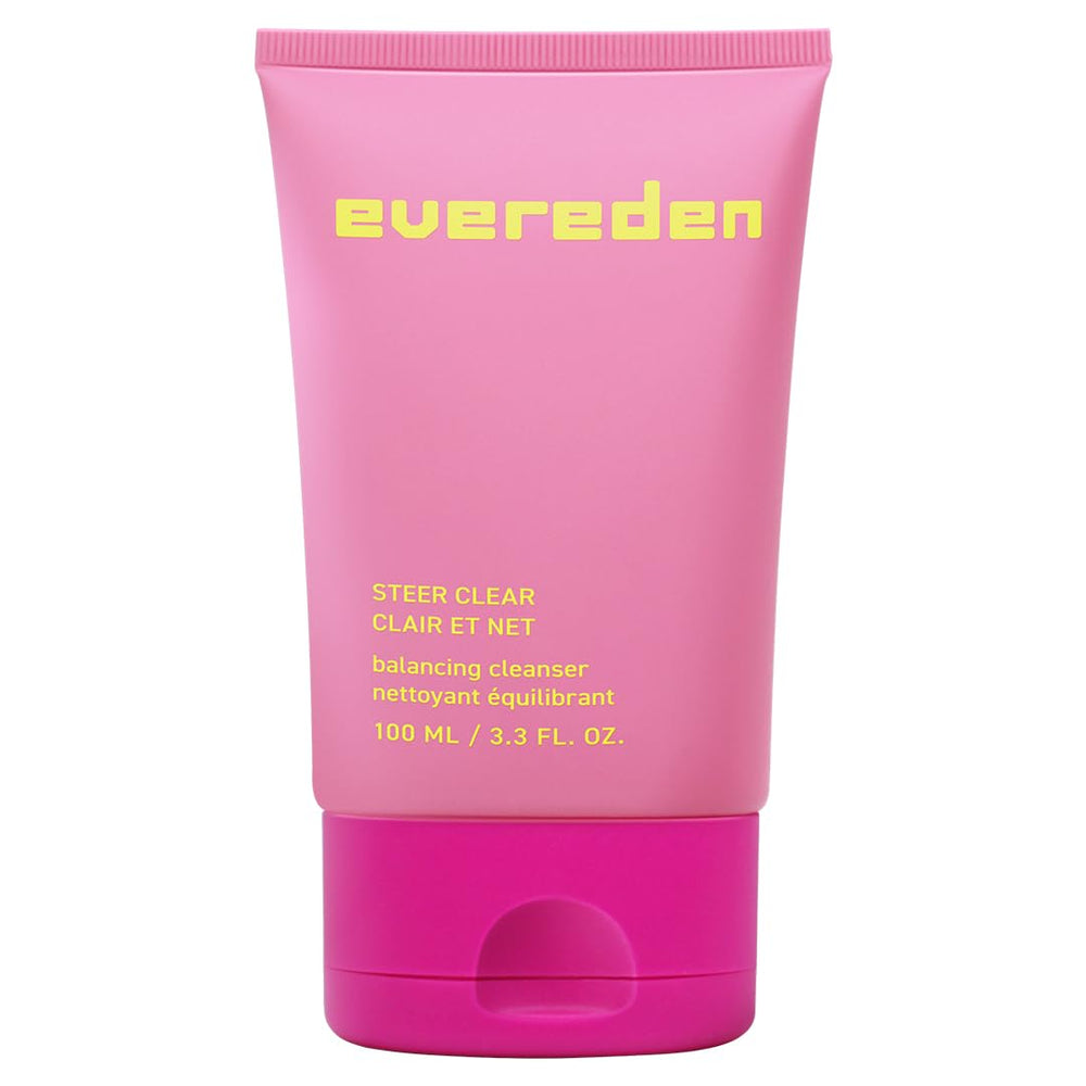Evereden Steer Clear gel limpiador para piel juvenil; limpia poros y aporta frescura.
