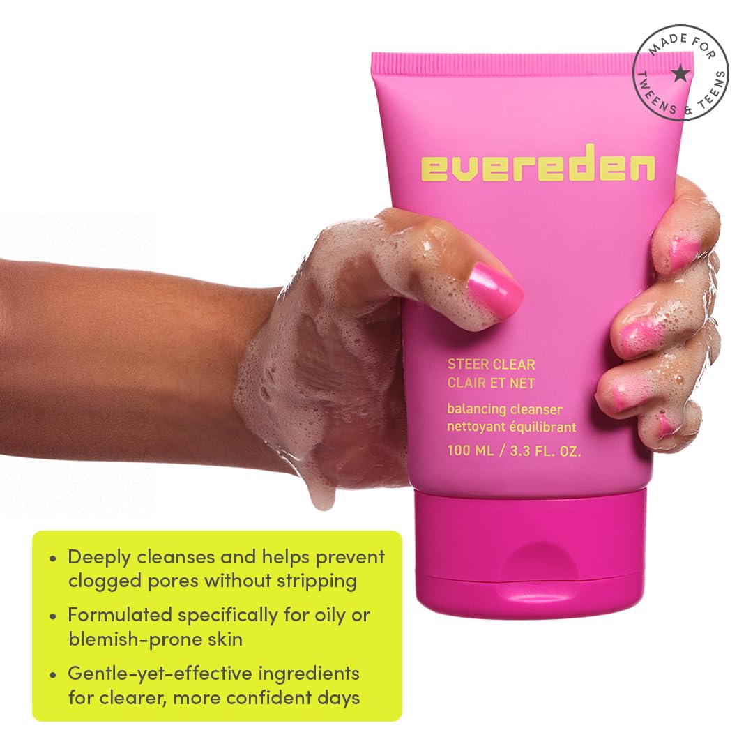 Evereden Steer Clear gel limpiador enfocado en control de grasa para piel adolescente.