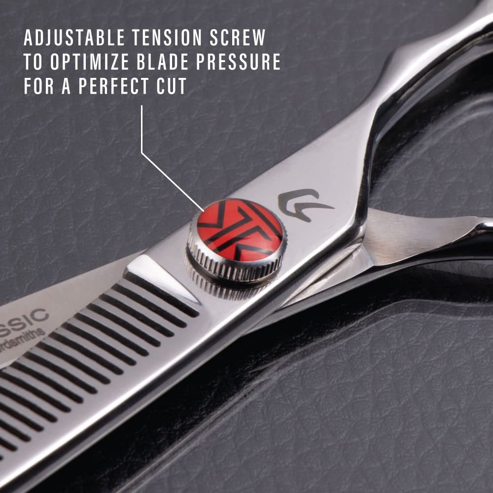 Everlong Katana Classic professional barber studio setup.